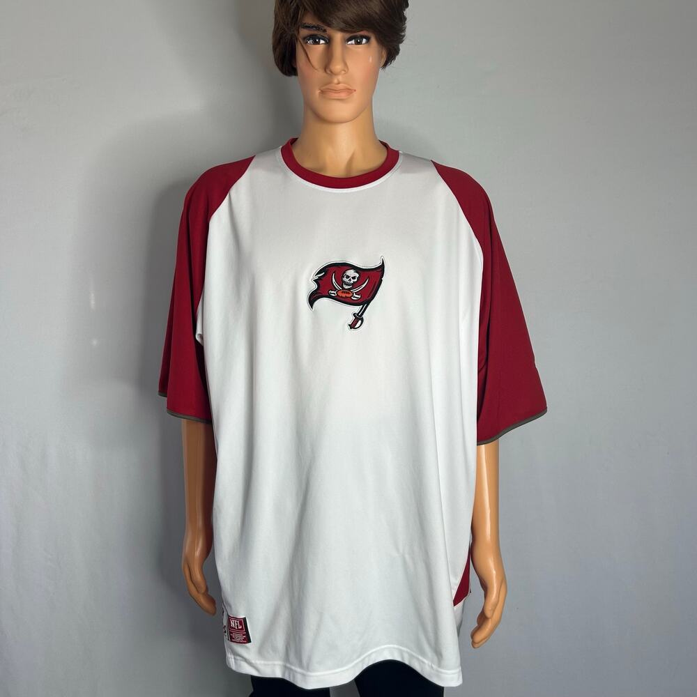 Tampa Bay Buccaneers NFL Men’s 2XL White Red Embroidered Jersey Shirt